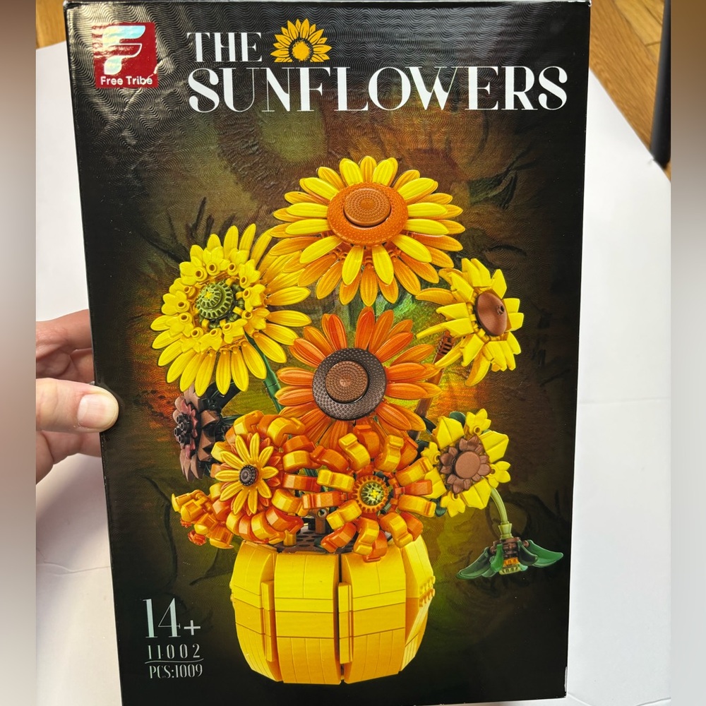 Free Tribe‎ The Sunflowers building Set 11002